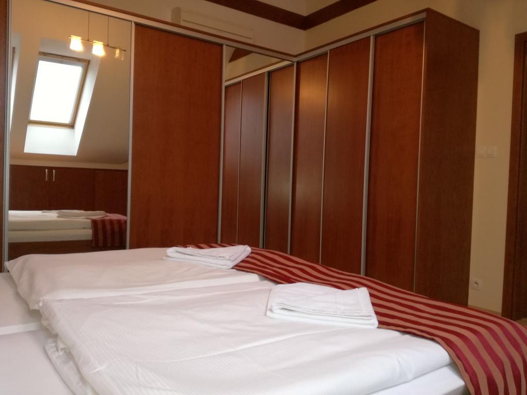 Bešeňová Luxury Apartment מראה חיצוני תמונה